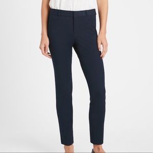 Petite Mid-Rise Skinny Sloan Pant